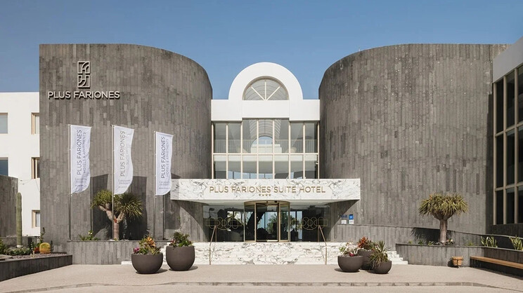 Plus Fariones Suite Hotel